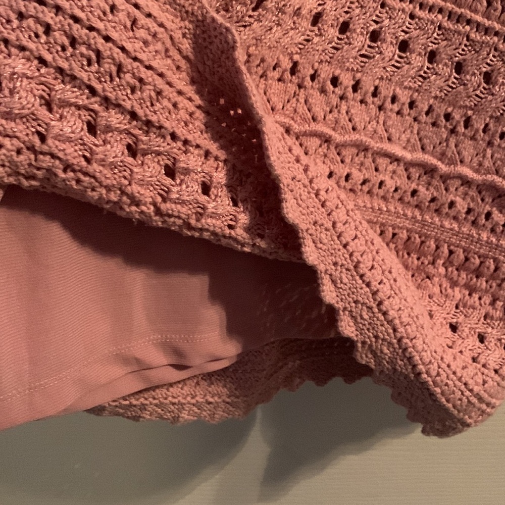 Dana Bachman Pink Crochet Sweater Women’s Size Medium - Picture 5 of 6
